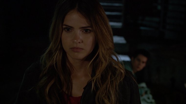 Шелли Хенниг Малия Тейт