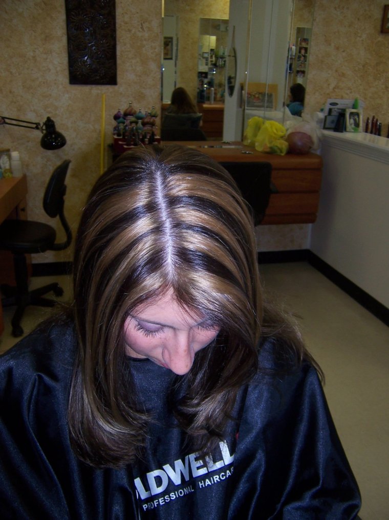 Мелирование на отросшие корни