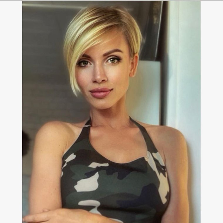 Виктория Маслова горячие Максим