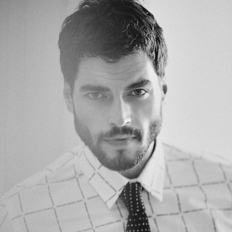 Акин акинозу