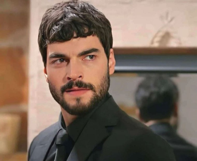 Акын акынёзю турецкий актёр