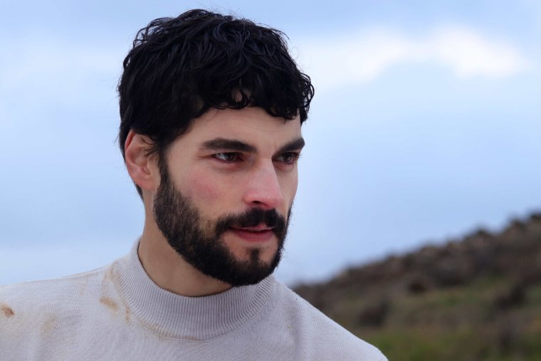 Эбру Шахин и Акин