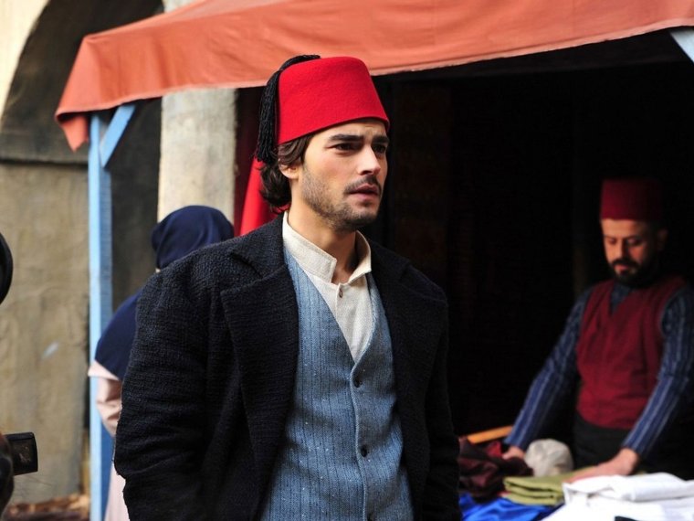 Миран Асланбей