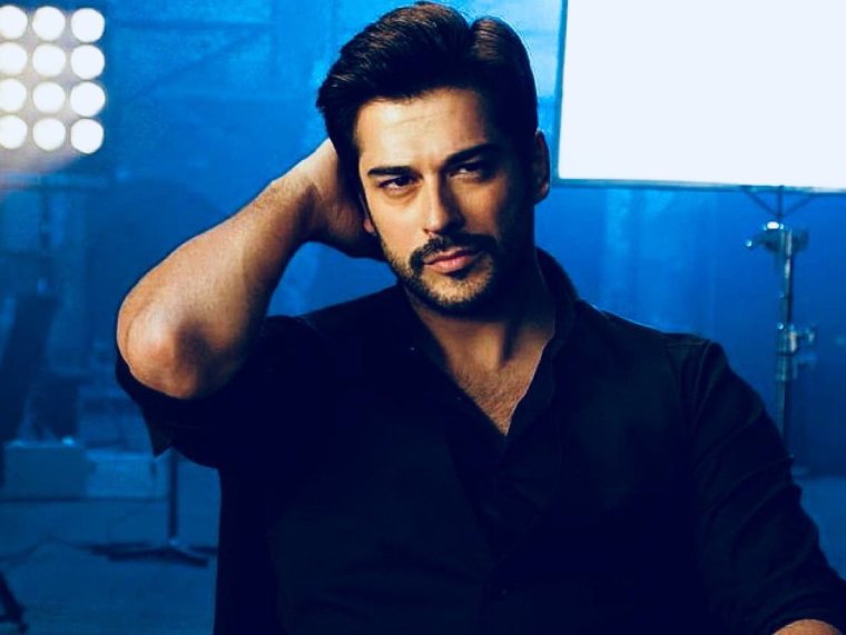 Акин акинозу и Бурджу Озберк