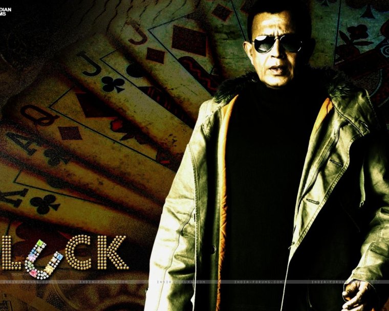 Удивленный Митхун Чакраборти