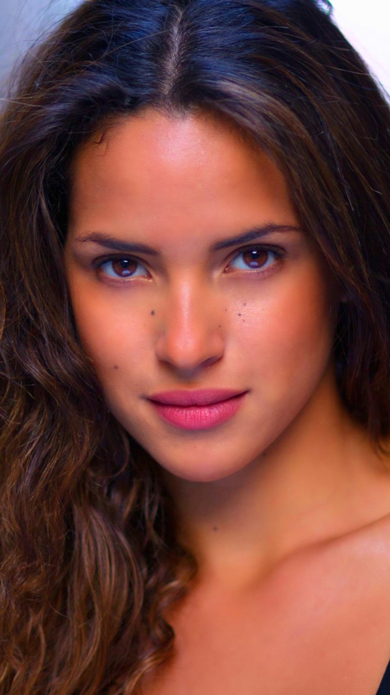 Адриа Архона актрисы Пуэрто-Рико