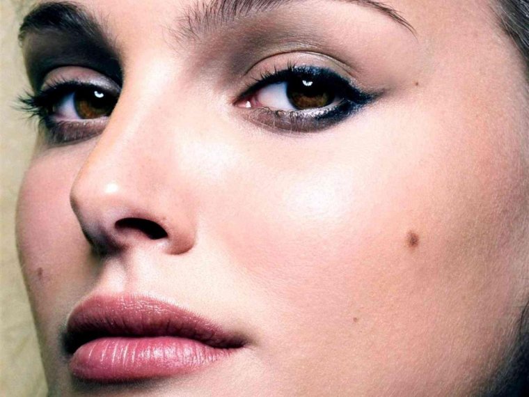 Дженнифер Лоуренс лицо крупным планом