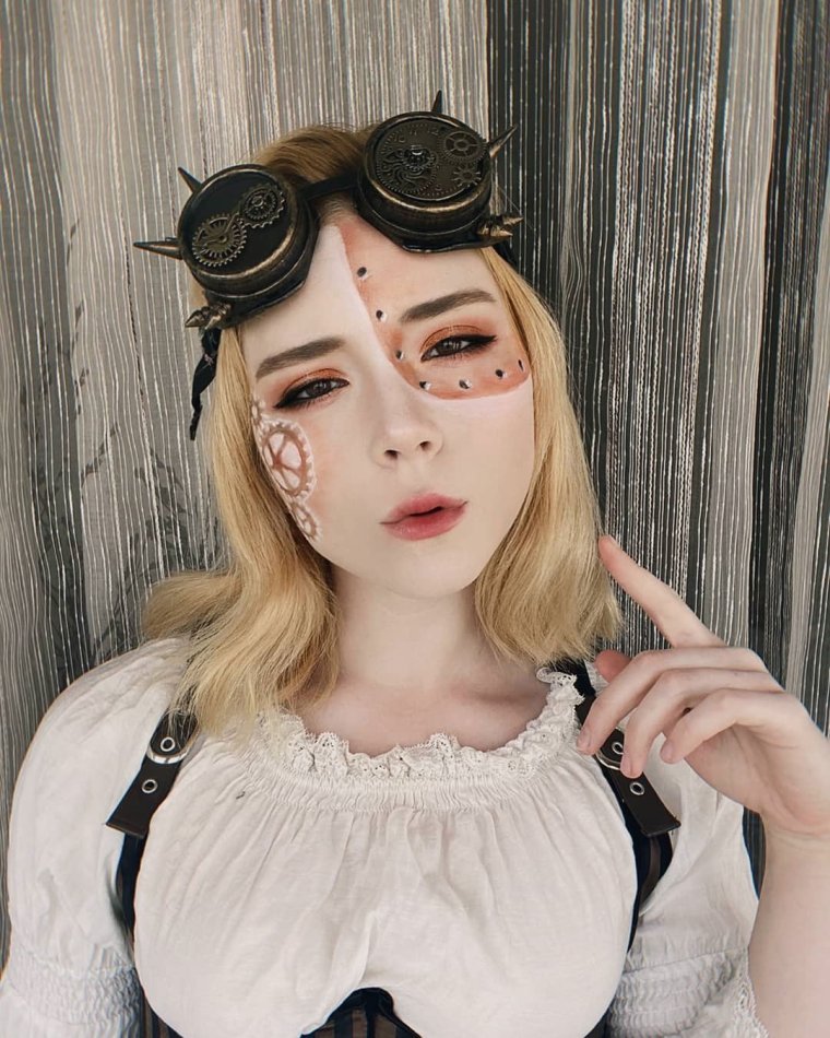 Свит Фокс актриса