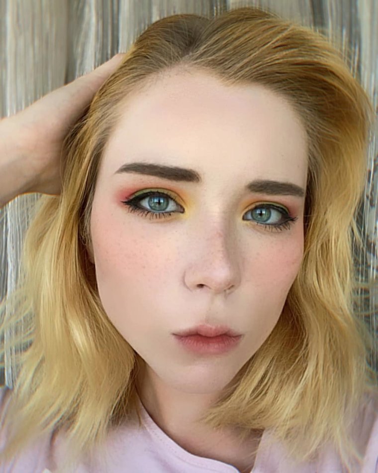 Фокси ди Катя Иванова 2021