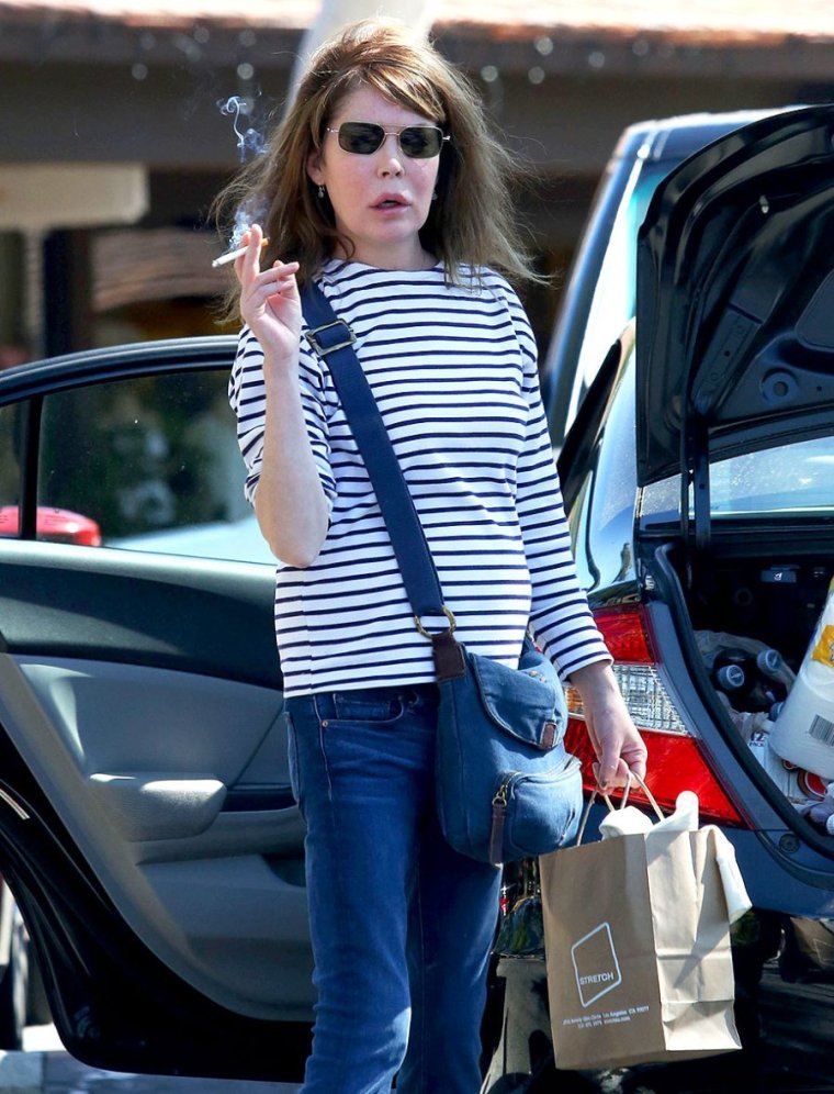 Лара Флинн Бойл папарацци