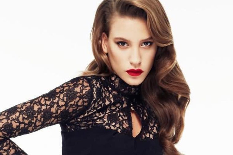 Пупок Серенай Сарыкая