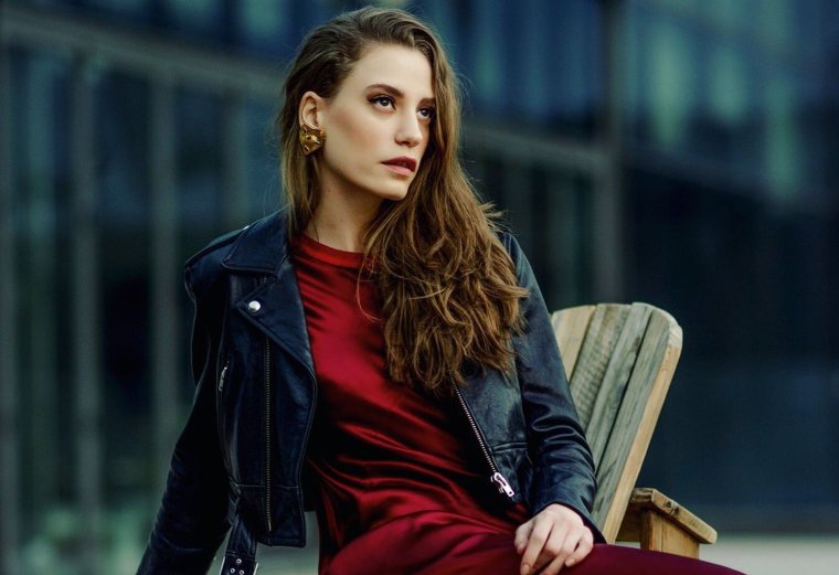 Серенай Сарыкая 2021