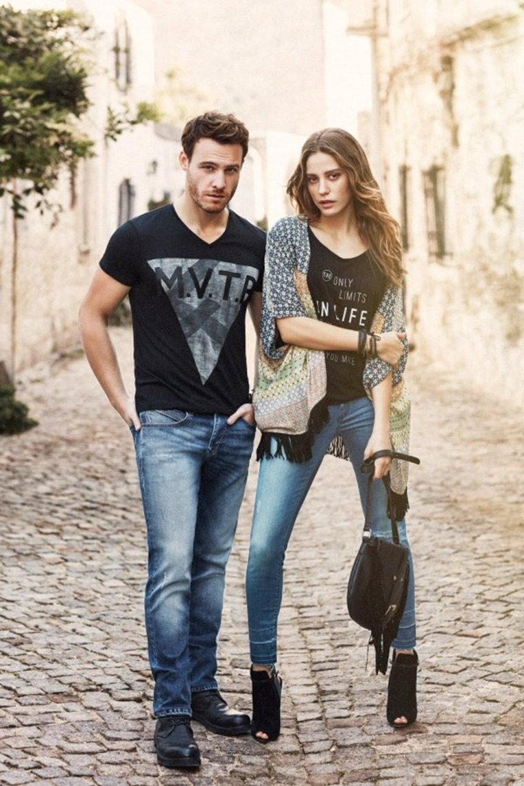 Serenay Sarikaya Kiss