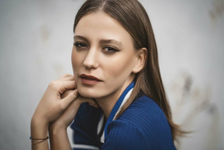 Серенай Сарыкая полная 2020