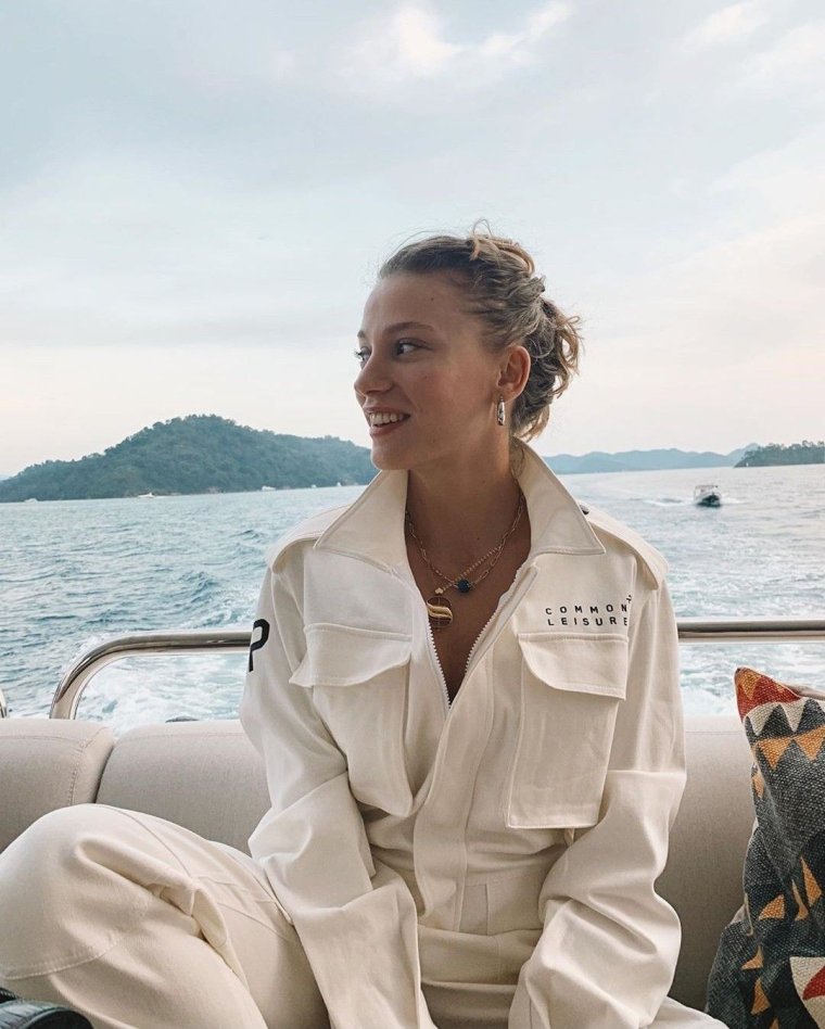 Серенай Сарыкая самая красивая в мире