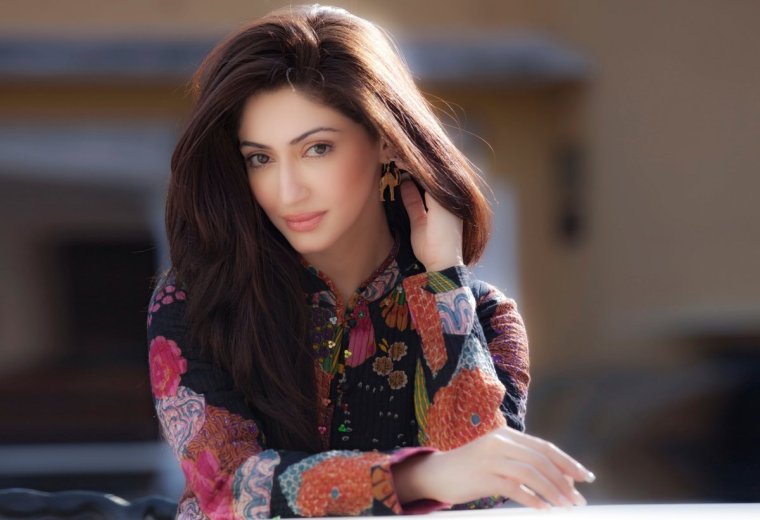 Крити Мальхотра