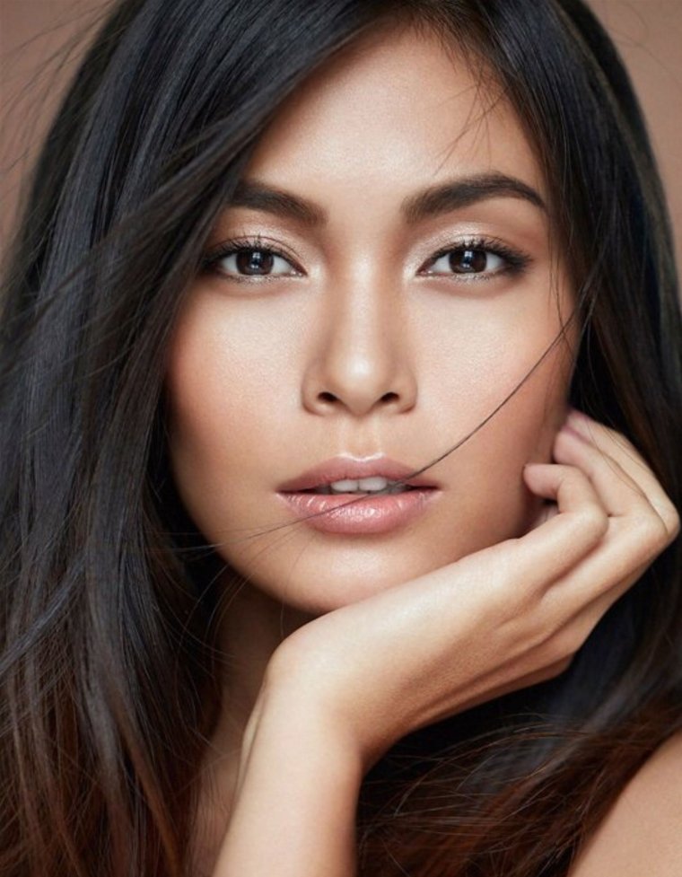 Модели азиатской внешности