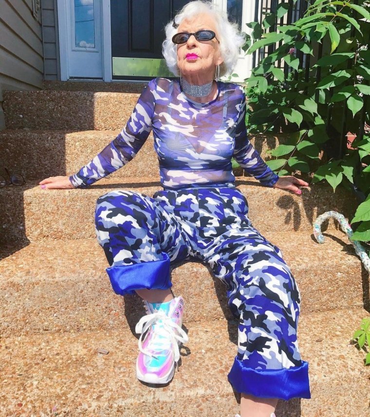 89-Летняя Бадди Винкл.