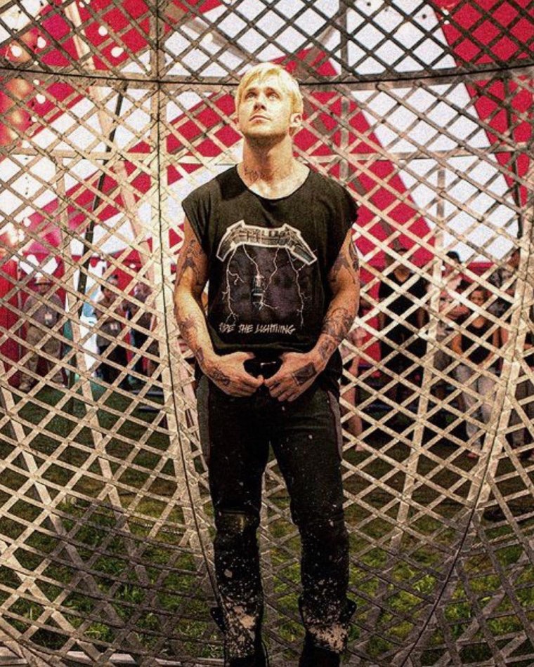 Райан Гослинг металлика