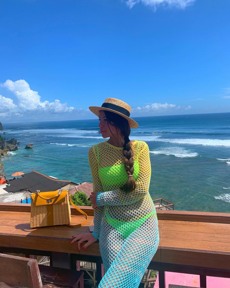 Олег Новиков книгоиздатель