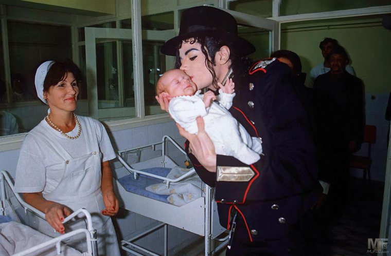 Майкл Джексон в больнице