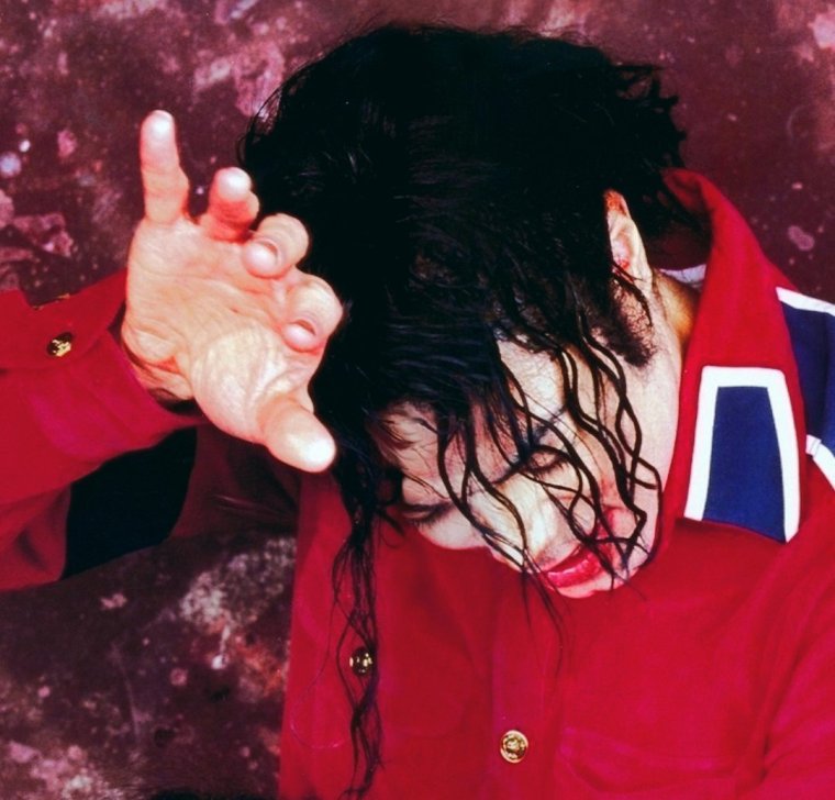 Майкл Джексон с хвостиком