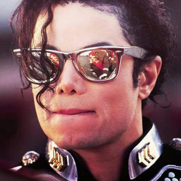 Майкл Джексон