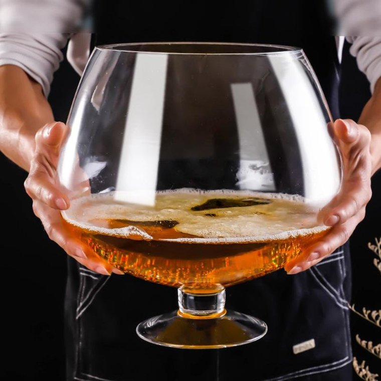 Большие бокалы