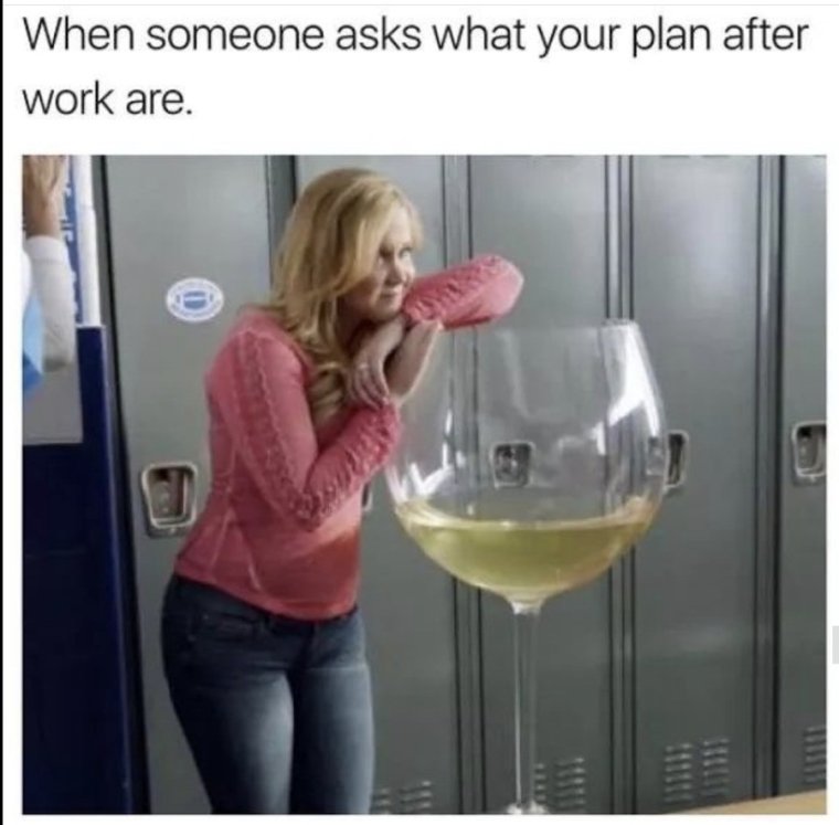 Огромный бокал