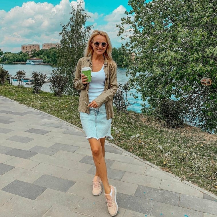 Катя Зверева однажды в России