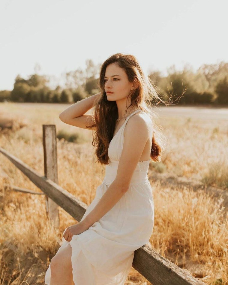 Маккензи Фой Ренесми Каллен