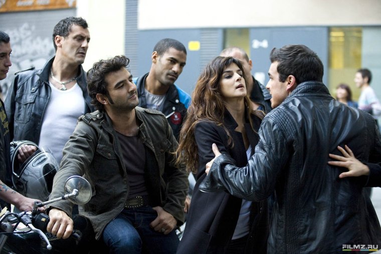 Марио Касас голый влечение