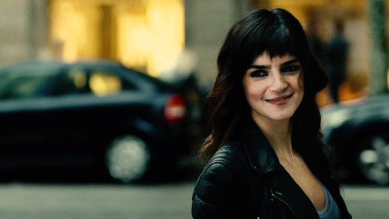 Clara Lago 9 Орбита