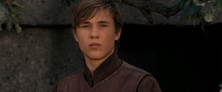 Питер Певенси хроники Нарнии принц Каспиан