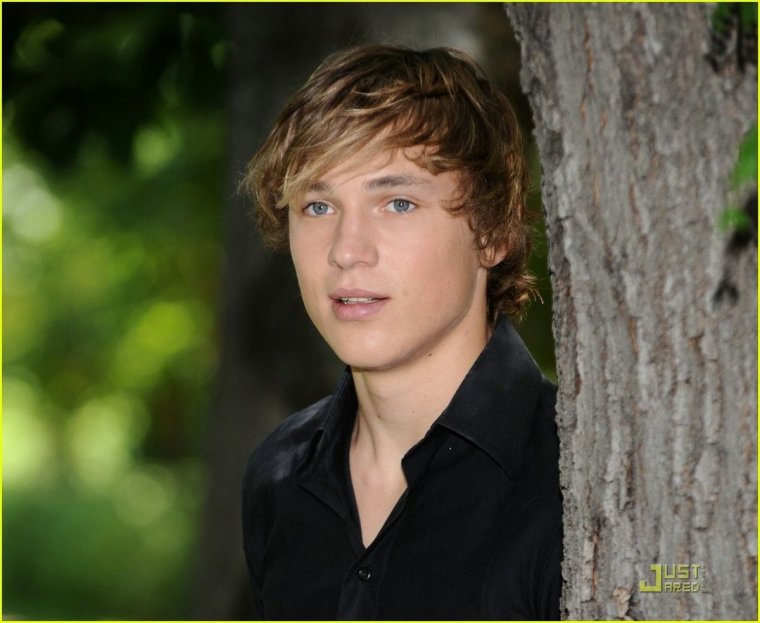 Уильям Моусли принц Лиам