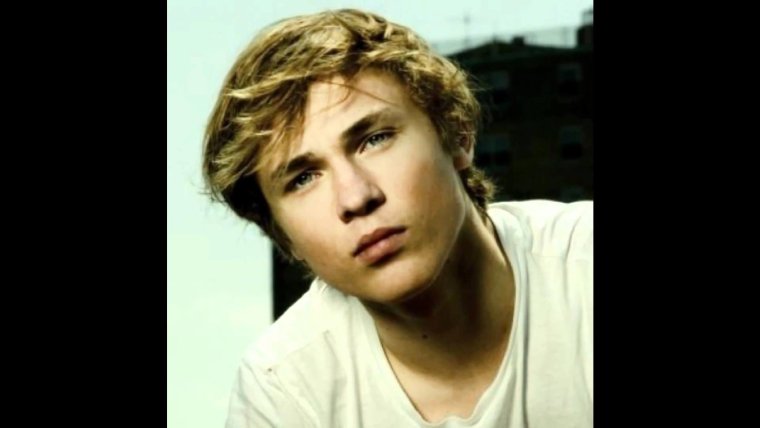 Уильям Моусли 2020