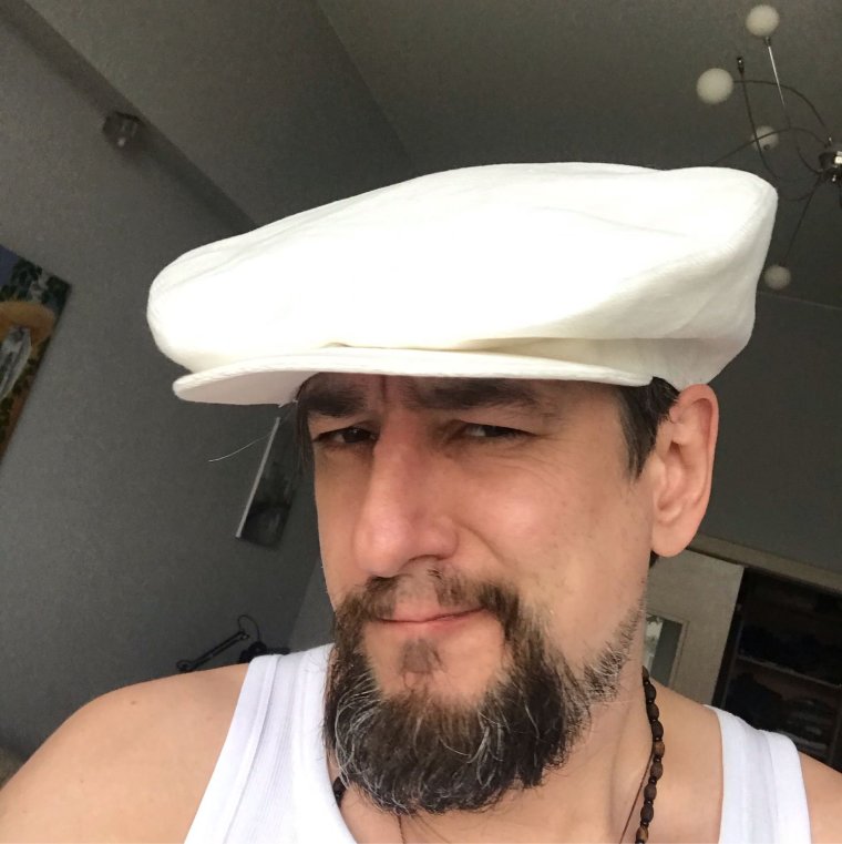 Грузинская фуражка аэродром