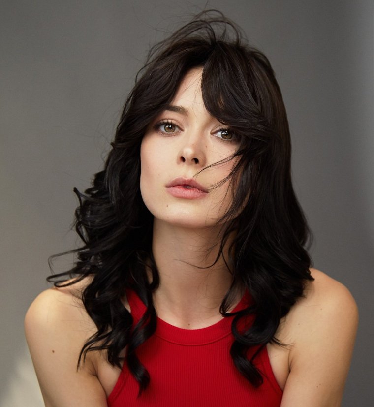 Саша Власова актриса