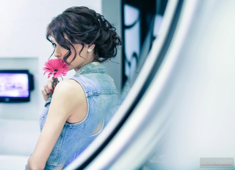 Власова Александра актриса ножки