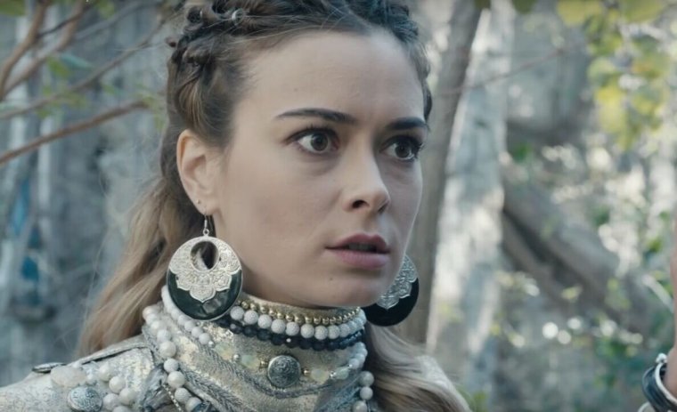 Александра Власова Максим