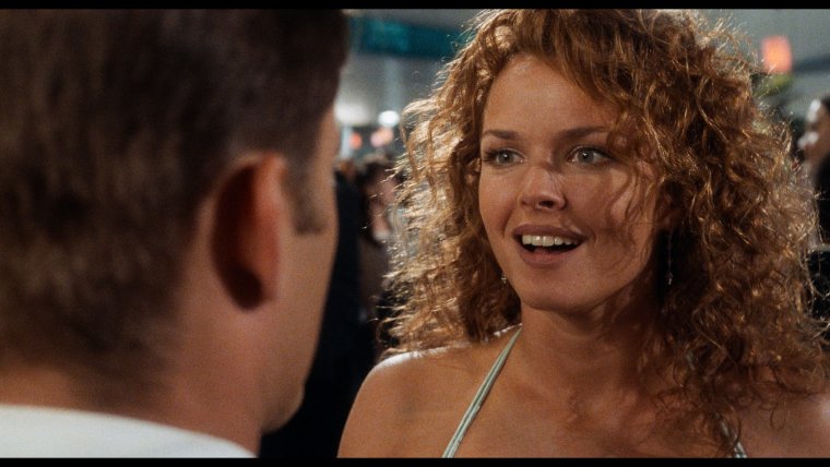 Дина Мейер Диззи Флорес