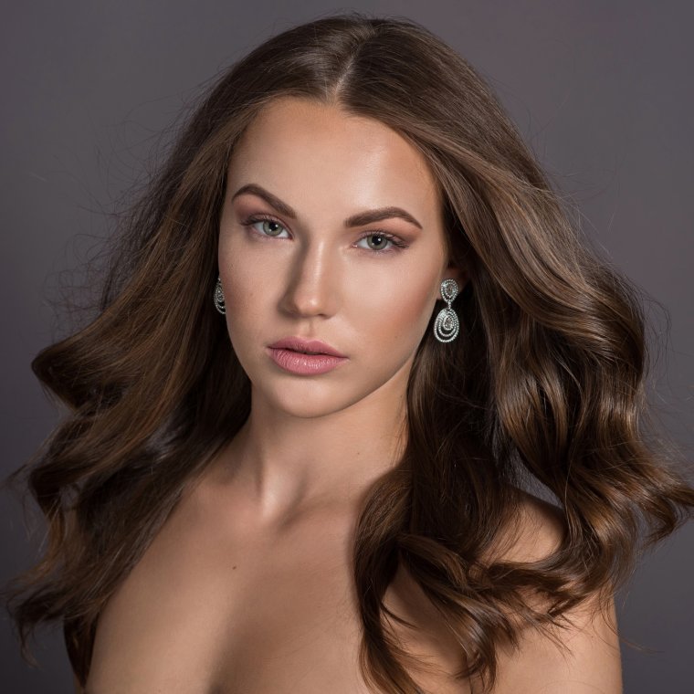 Красивые чешские девушки