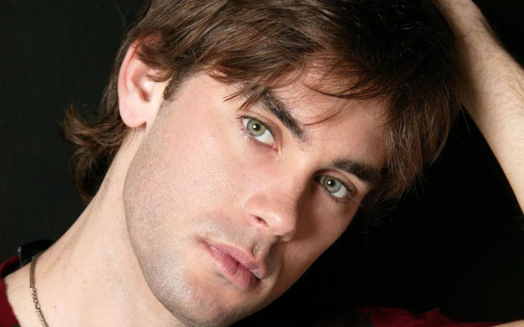 Актер Дрю Фуллер