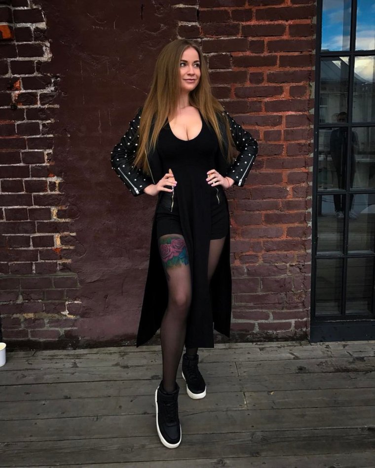 Соня Темникова в лесу