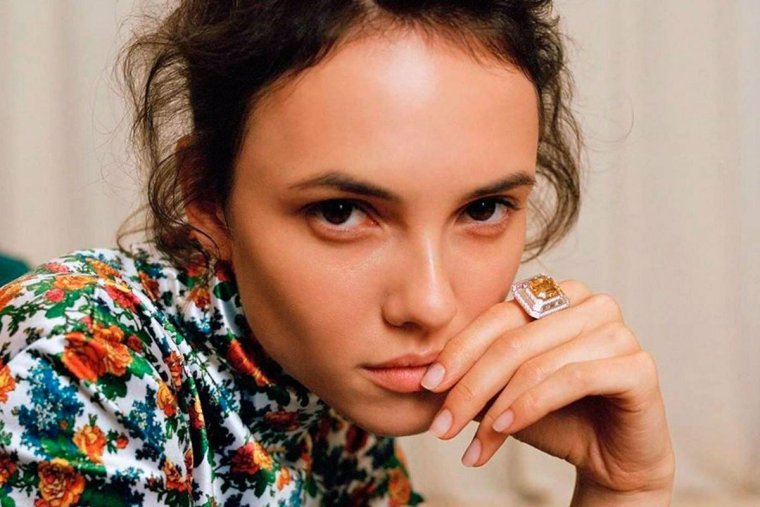 Стася Милославская 2020