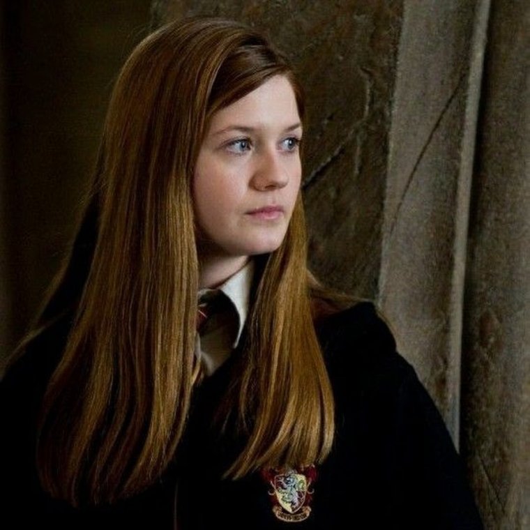 Джинни Уизли из Гарри Поттера