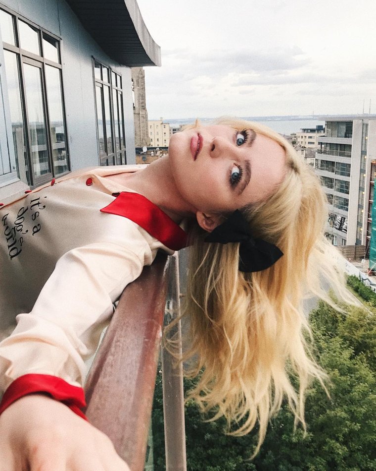 Кэтрин Ньютон хот