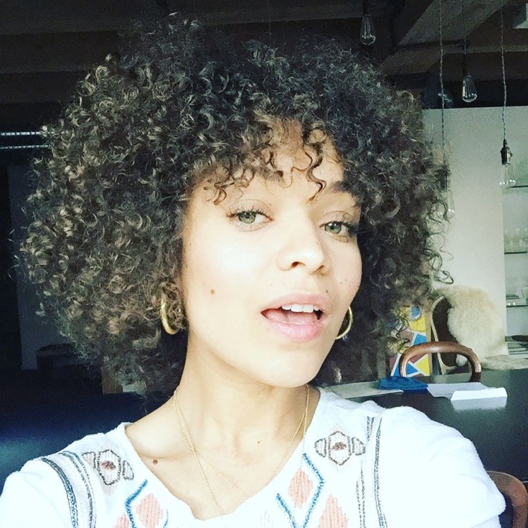 Антония Томас Инстаграмм