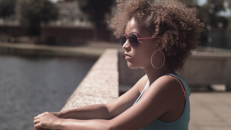 Антония Томас отбросы