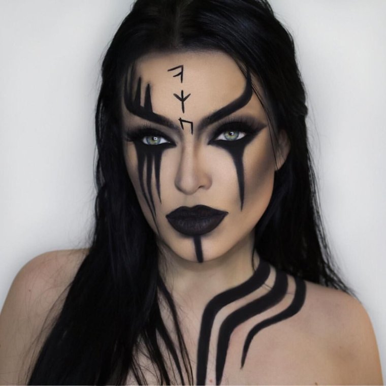 Клоунский макияж на Хэллоуин